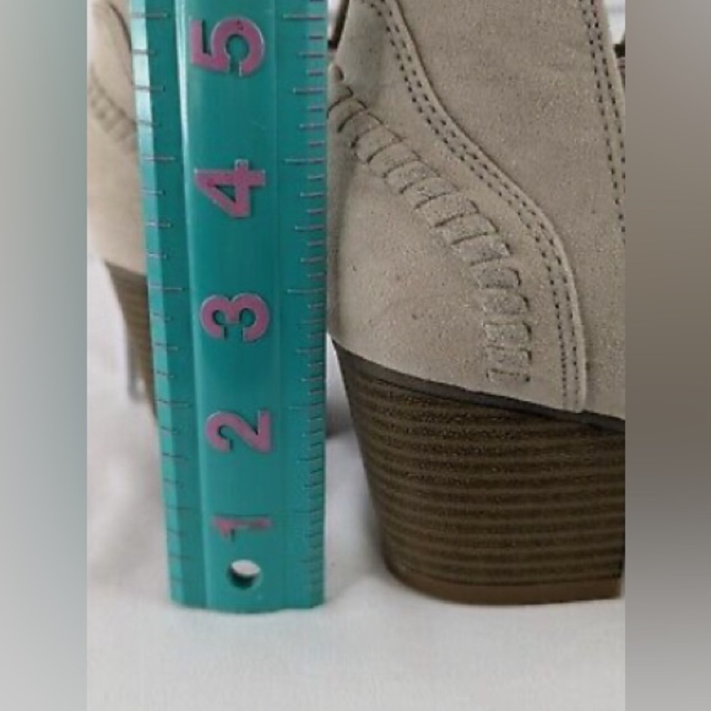 Indigo Rd. beige ankle boot - Picture 6 of 7